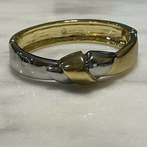 banana republic silver gold tone knot bracelet
